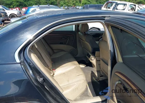 2005 Acura Rl 3.5 z USA, uszkodzony, nr VIN JH4KB16595C012812